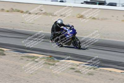 media/Oct-30-2025-Racers Edge (Thu) [[dabbdaf680]]/3-B Group/Session 3 (Turn 15 Inside)/